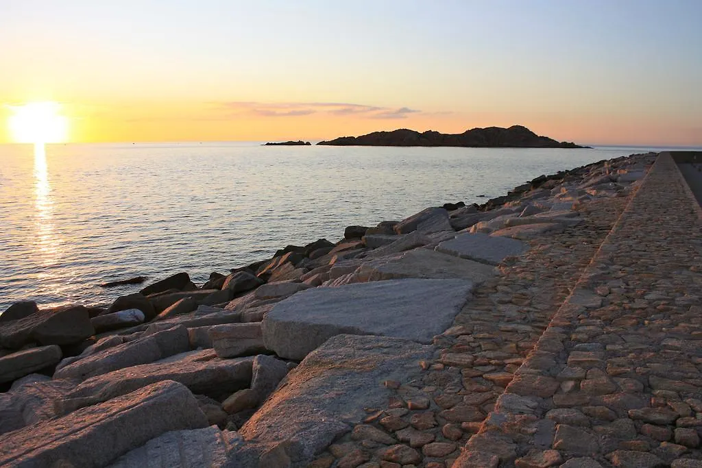 A.I.R. Isola Rossa Borgo Di Mare Aparthotel 2*,  Italien