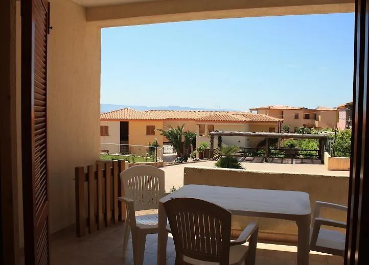 A.I.R. Isola Rossa Borgo Di Mare Aparthotel 2*,  Italien