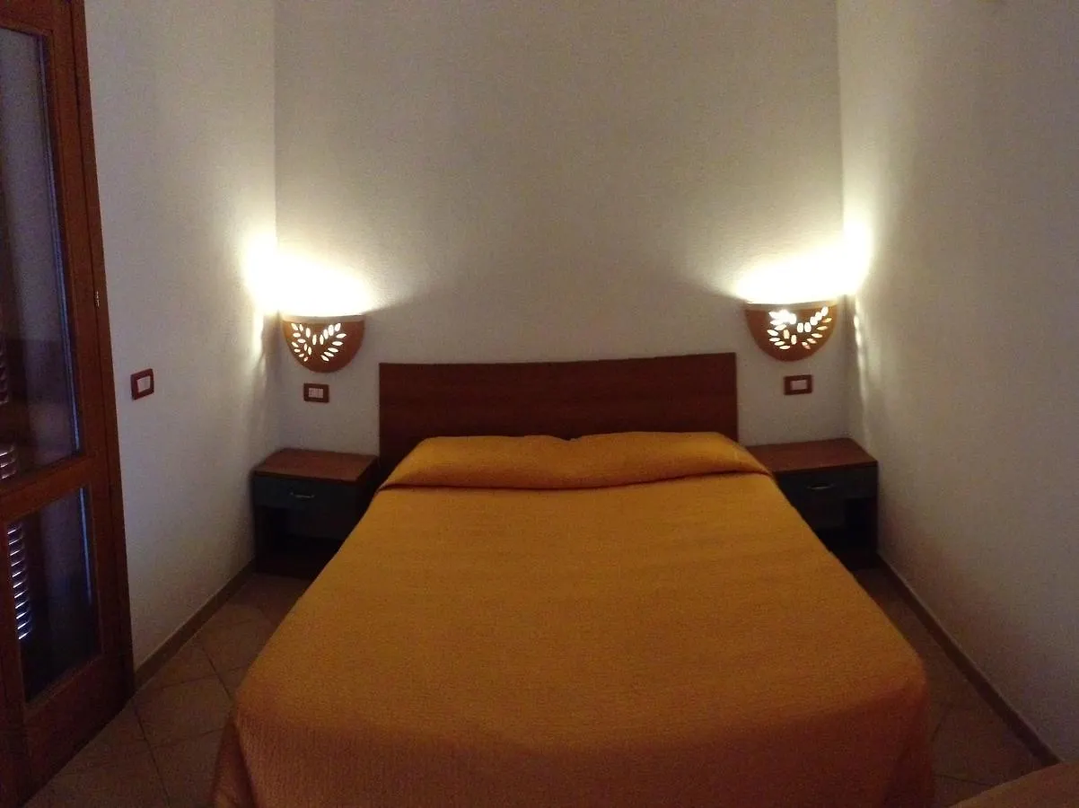 A.I.R. Isola Rossa Borgo Di Mare Aparthotel 2*,