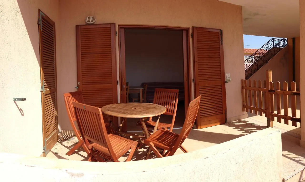 A.I.R. Isola Rossa Borgo Di Mare Aparthotel