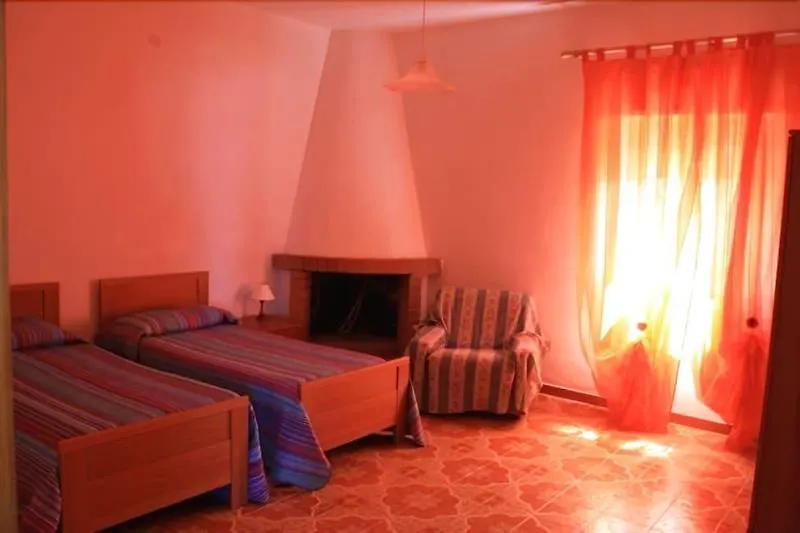 A.I.R. Isola Rossa Borgo Di Mare Aparthotel 2*,