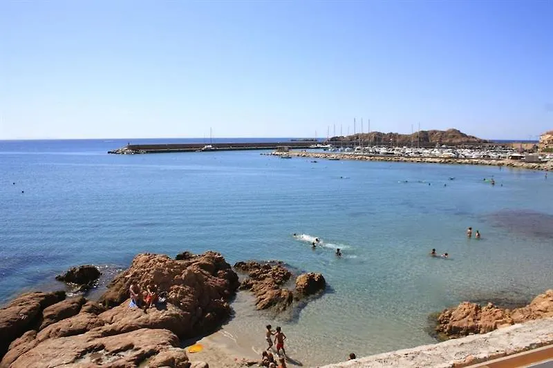A.I.R. Isola Rossa Borgo Di Mare Aparthotel 2*,  Italien