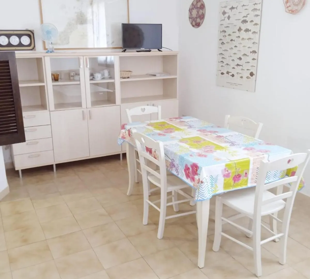 Aparthotel A.I.R. Isola Rossa Borgo Di Mare