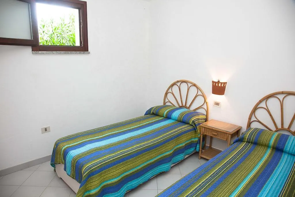 Aparthotel A.I.R. Isola Rossa Borgo Di Mare