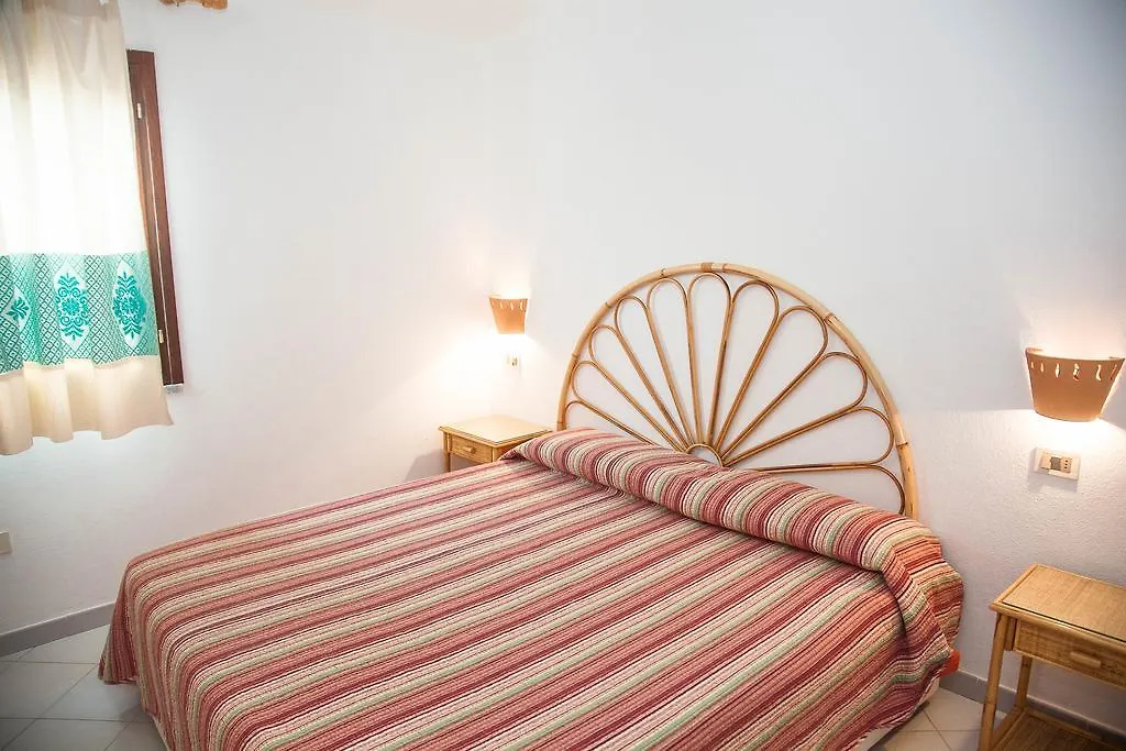 Aparthotel A.I.R. Isola Rossa Borgo Di Mare 2*,  Italie