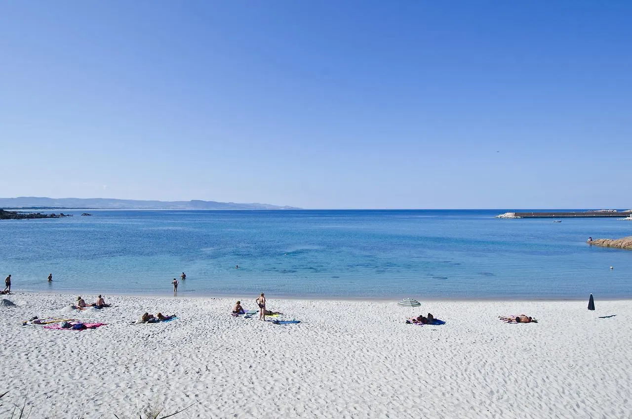 Aparthotel A.I.R. Isola Rossa Borgo Di Mare