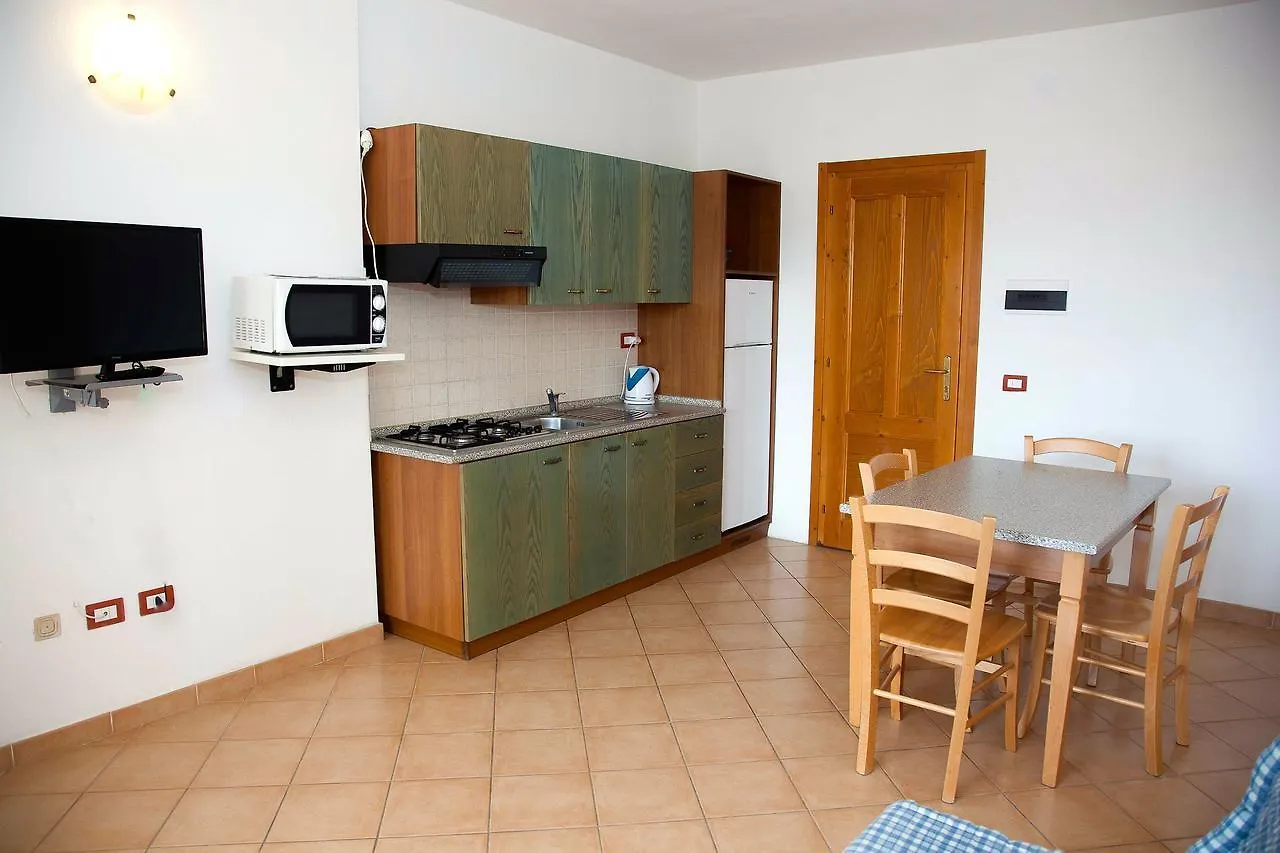 Aparthotel A.I.R. Isola Rossa Borgo Di Mare