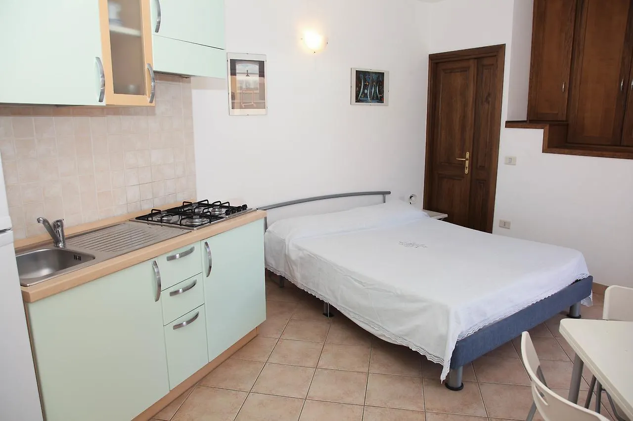 Aparthotel A.I.R. Isola Rossa Borgo Di Mare