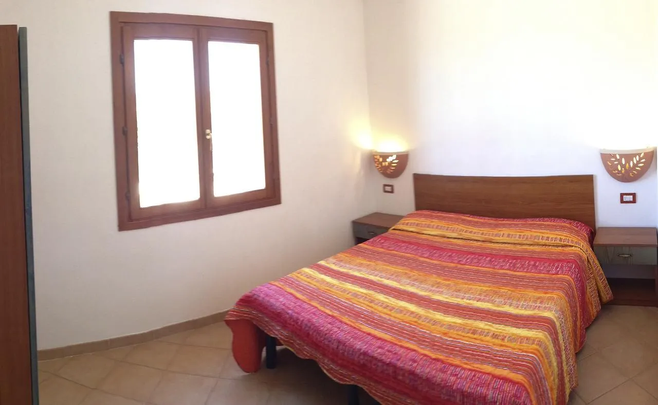 Aparthotel A.I.R. Isola Rossa Borgo Di Mare