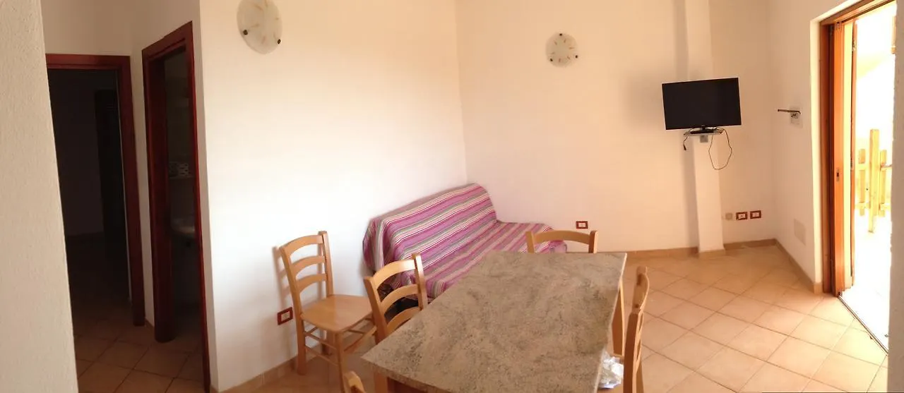 Aparthotel A.I.R. Isola Rossa Borgo Di Mare