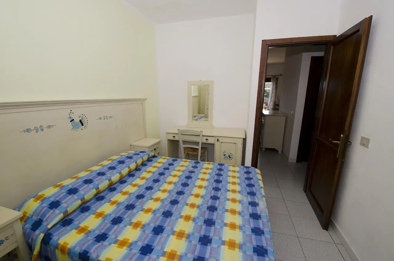 Aparthotel A.I.R. Isola Rossa Borgo Di Mare
