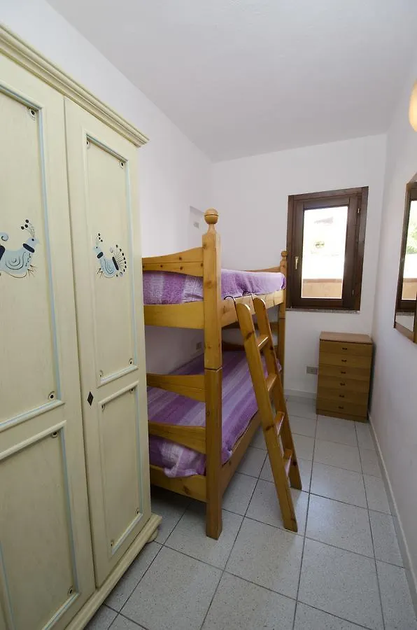 Aparthotel A.I.R. Isola Rossa Borgo Di Mare